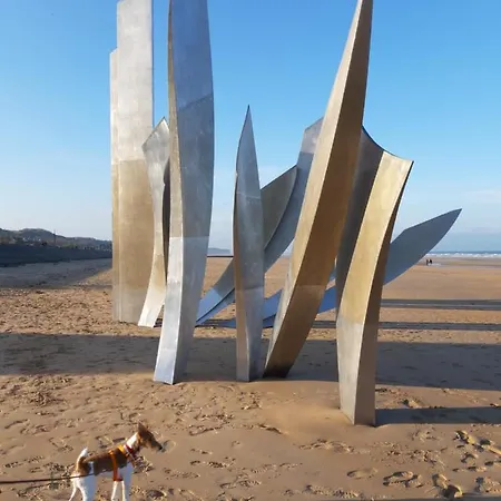 Le Pavillon Du Manoir De Conjon