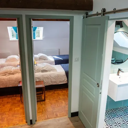 Le Pavillon Du Manoir De Conjon *