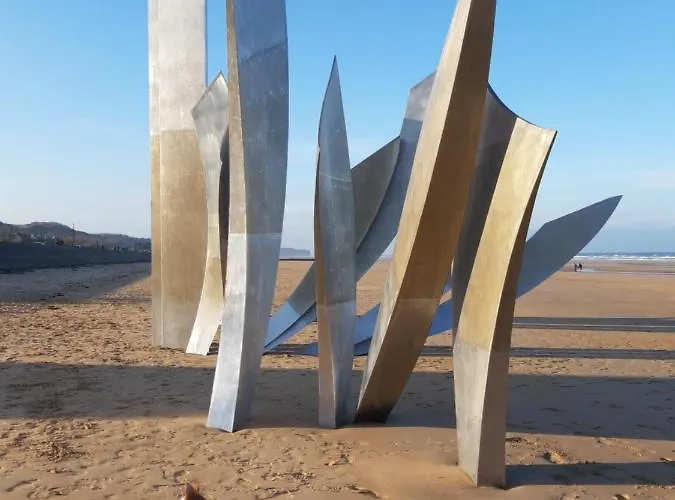 Le Pavillon Du Manoir De Conjon