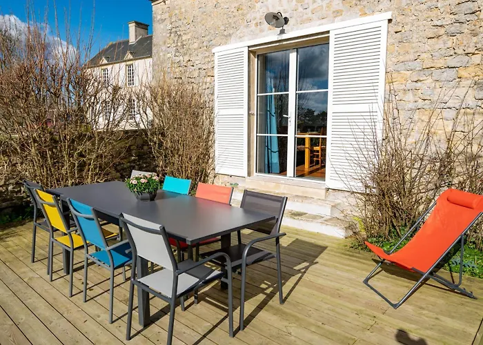 Le Pavillon Du Manoir De Conjon *